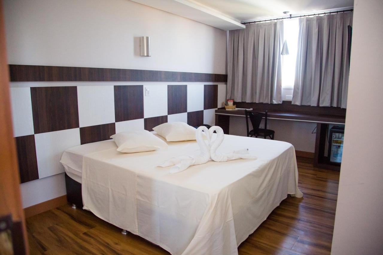 Hotel Maestro Executive Toledo โตเลโด ภายนอก รูปภาพ