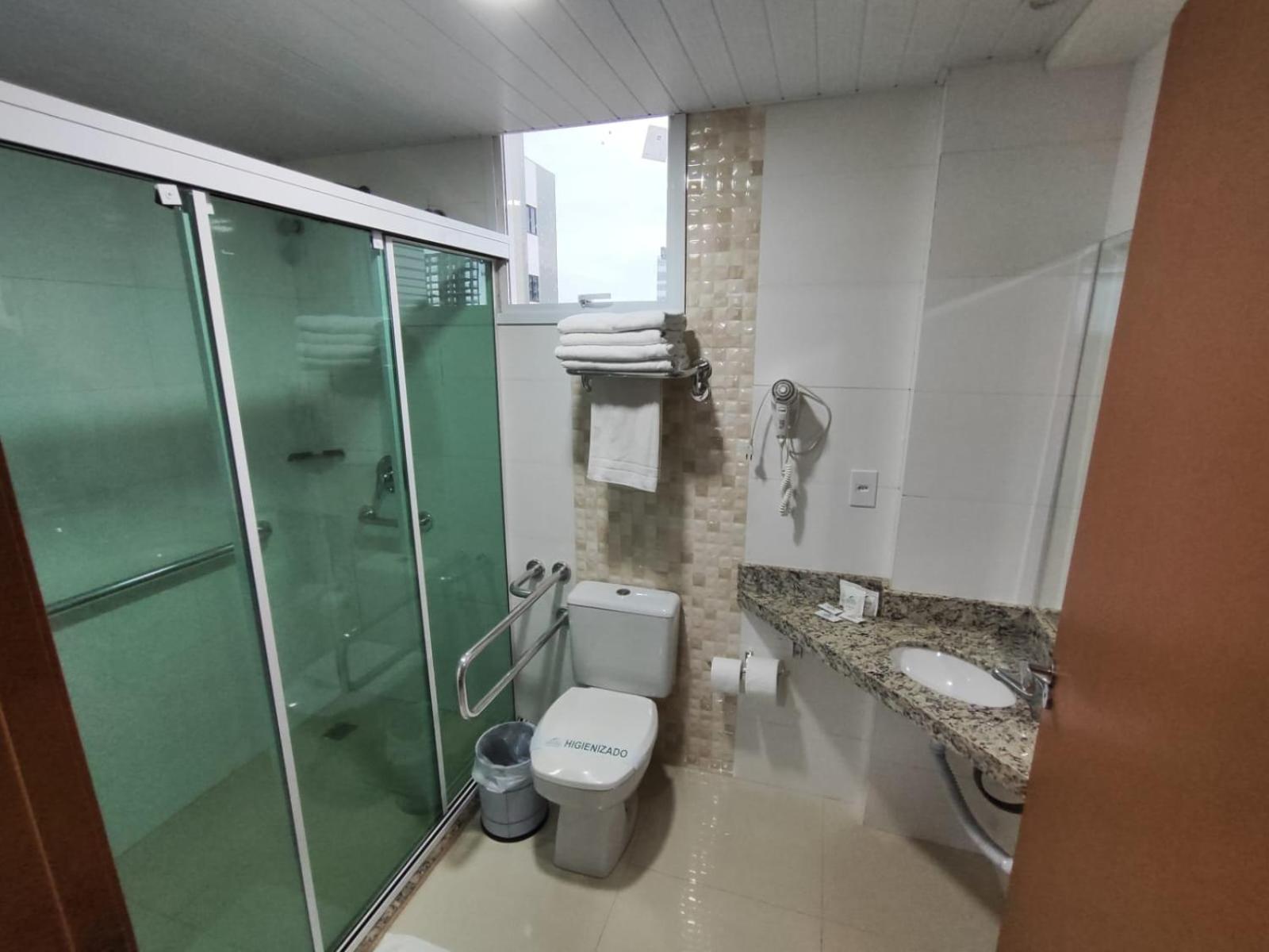 Hotel Maestro Executive Toledo โตเลโด ภายนอก รูปภาพ